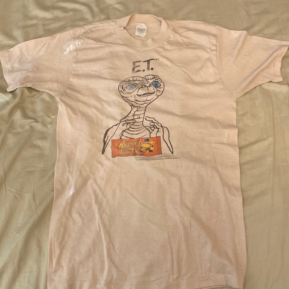 Vintage E.T. Reese’s Pieces Hershey T-Shirt